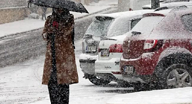 Doğu Anadolu’da yoğun kar: 279 yerleşim yerinin yolu kapandı