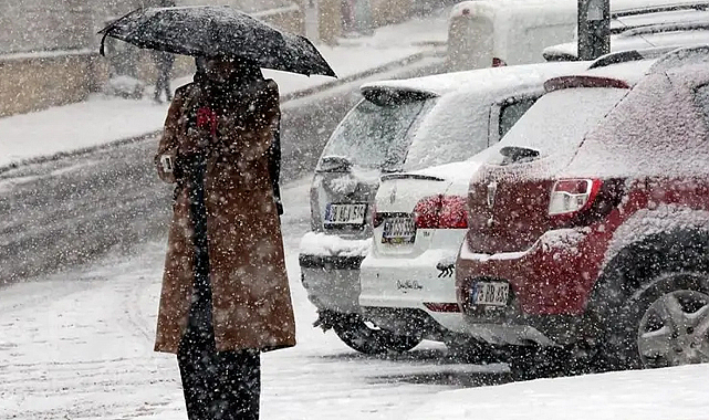 Doğu’da kar yağışı ulaşımı aksattı