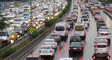 İstanbul'da bazı yollar geçici süreyle trafiğe kapatılacak