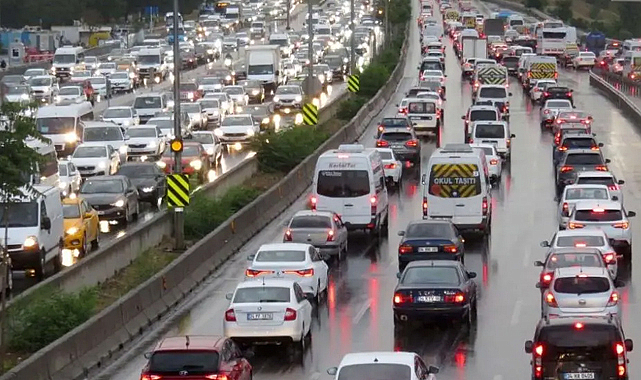 İstanbul'da bazı yollar geçici süreyle trafiğe kapatılacak