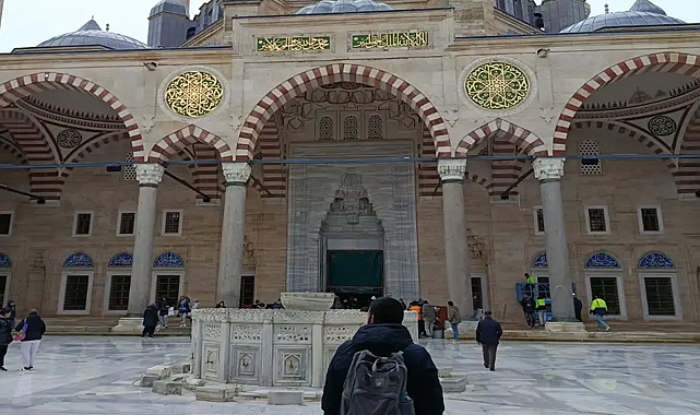Ramazan Bayramı namaz saatleri belli oldu: İl il saatler açıklandı