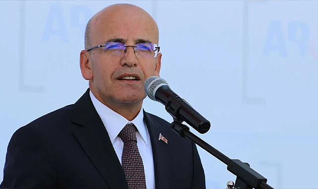 Şimşek: Petrol fiyatlarındaki dalgalanma kalıcı olmayabilir
