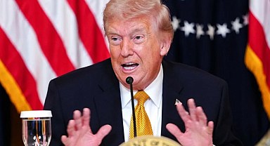 Trump’tan Venezuela mesajı: “51. eyalet olmak ister mi?”