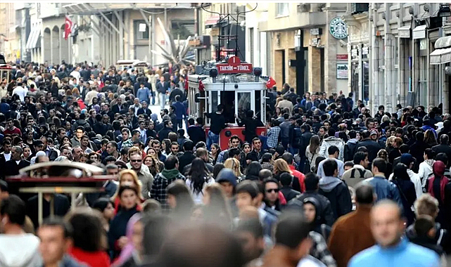 TÜİK açıkladı: Türkiye nüfusunun yüzde 49,98’i kadın