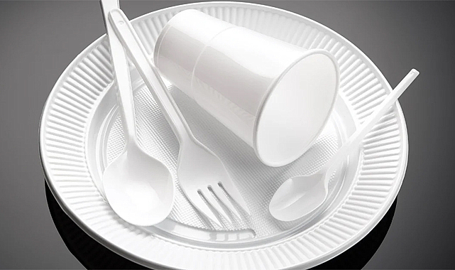 Türkiye’de tek kullanımlık plastik dönemi bitiyor