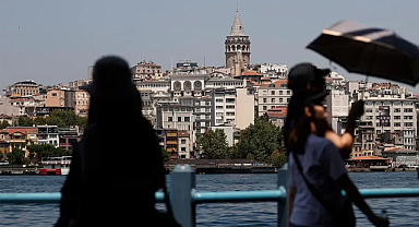 Türkiye genelinde yağışlı hava etkisini sürdürecek, sıcaklıklar yükselişe geçecek