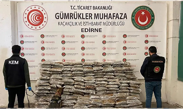 Üç sınır kapısında 484 kilo uyuşturucu yakalandı