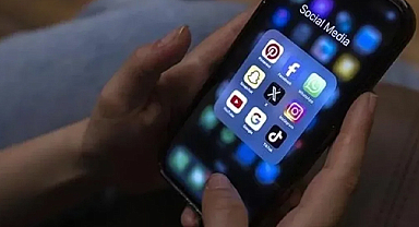 15 yaş altına sosyal medya yasağı resmileşti
