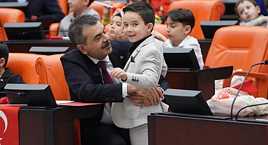 Bakan Tekin'in 23 Nisan Mesajı