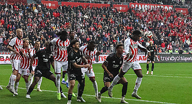 Samsunspor'dan Beşiktaş’a 2 Gollü Darbe!
