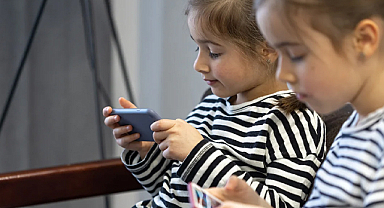 Sosyal medyaya 15 yaş sınırı geliyor