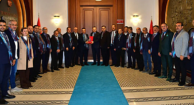 TİMBİR heyetinden Trabzon Valisi Tahir Şahin’e ziyaret
