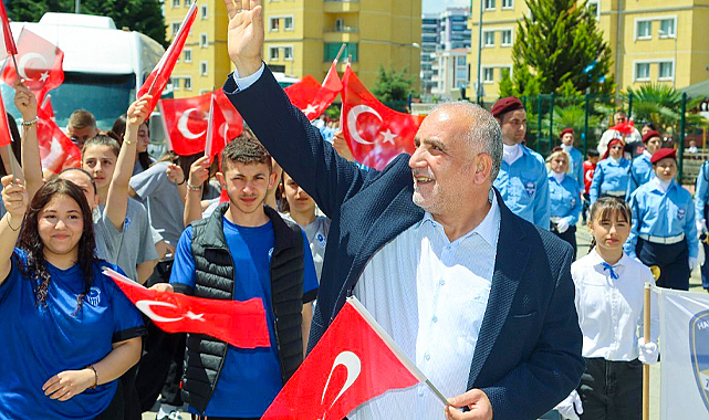 19 Mayıs Coşkusu Canik'te Yaşanıyor 