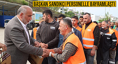 Başkan Sandıkçı Personelle Bayramlaştı 