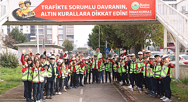 İlkadım'da Minikler Trafik Kurallarını Eğlenerek Öğreniyor