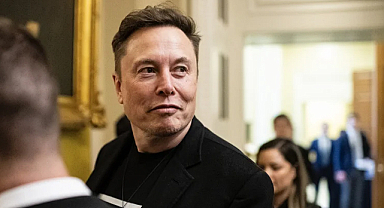 Musk’tan yapay zeka uyarısı: “En büyük risk, insanlığın yok olması”