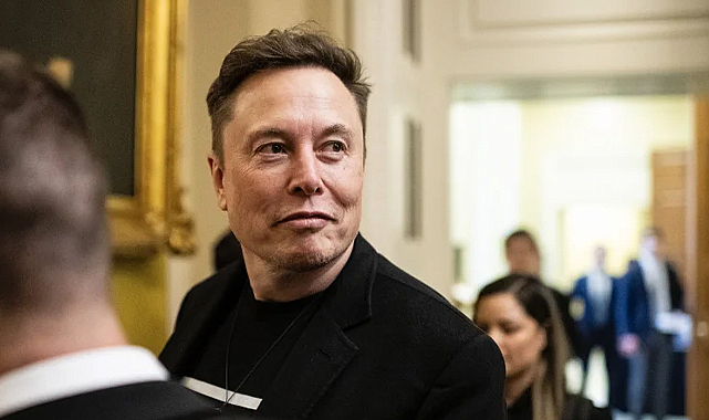 Musk’tan yapay zeka uyarısı: “En büyük risk, insanlığın yok olması”