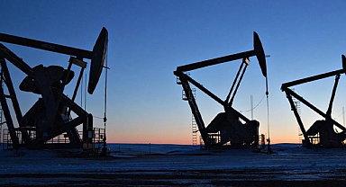 Petrol fiyatlarındaki artış enflasyon görünümünü zorluyor