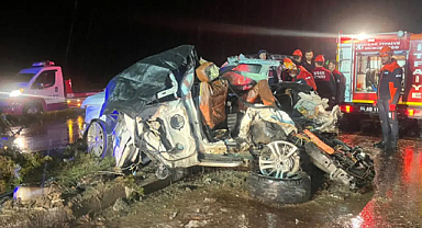 Uşak’ta feci zincirleme kaza: 4 ölü, 34 yaralı
