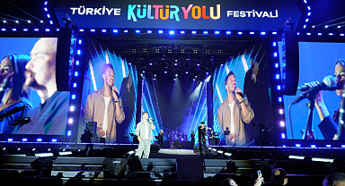 Buray, Samsun’a Müzik Dolu Unutulmaz Bir Gece Yaşattı