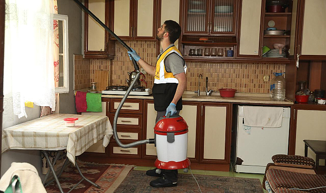 Büyükşehir’in Evde Yaşlı Bakım ve Sağlık Hizmetleri 17 İlçede Sürüyor