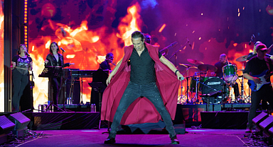 Samsun, Kıraç ile Rock Müziğin Coşkusuna Ortak Oldu