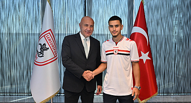 Samed Onur: