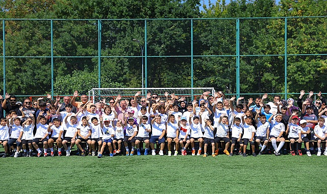 Büyükşehir Tarafından Düzenlenen Yaz Spor Okulları Çocuk Ve Gençleri Sporla Buluşturdu