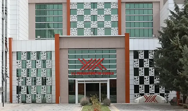Türkiye kritik teknolojiler için 3 bin genç araştırmacı yetiştirecek