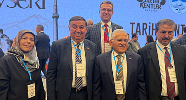 BAŞKAN İKİZ, TARİHİ KENTLER BİRLİĞİ TOPLANTISI’NA KATILDI