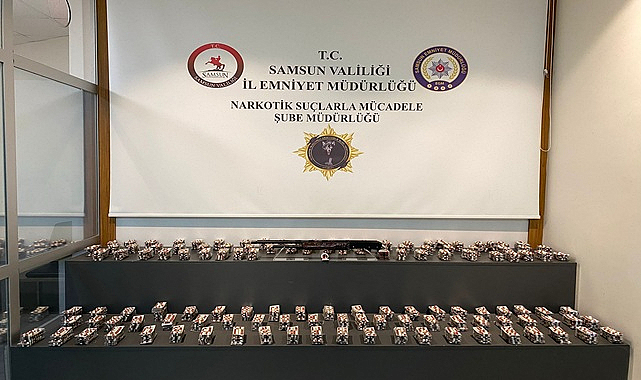 Samsun’da Bir İkamette 13 Bin 48 Sentetik Ecza Hap Ele Geçirildi