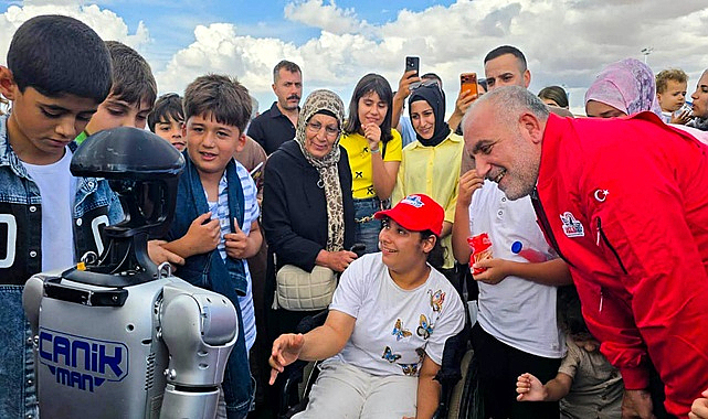 Başkan Sandıkçı TEKNOFEST’te Gençlerle Buluştu
