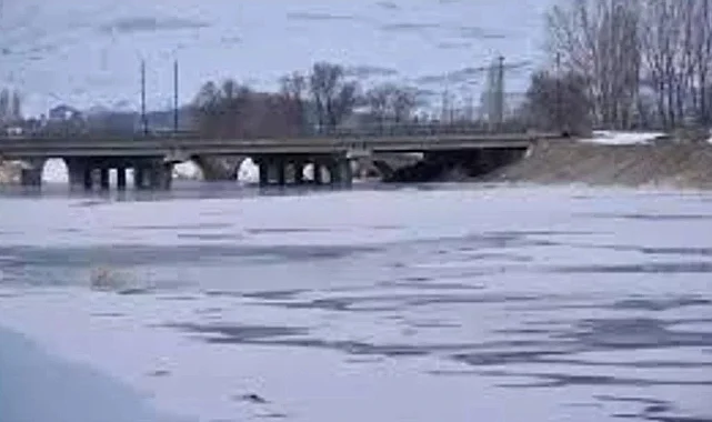 Türkiye’nin En Uzun Nehri Kızılırmak Kısmen Dondu!