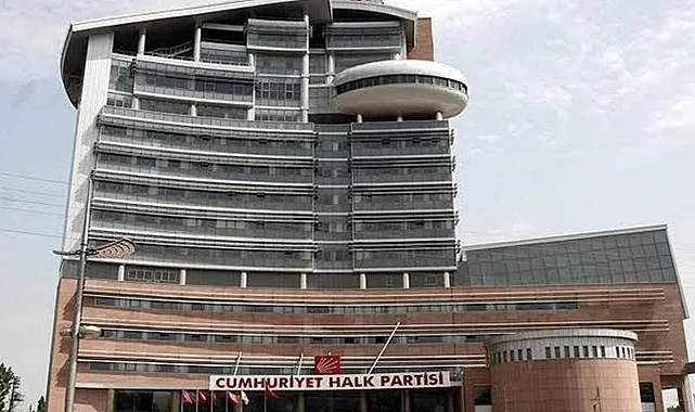 CHP’nin Olağanüstü Kurultayına iptal talebi reddedildi.