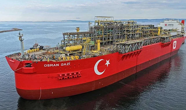 Türkiye’nin ilk yüzer üretim platformu “Osman Gazi” Karadeniz’e uğurlanıyor