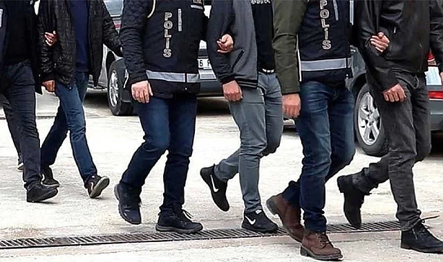 5 ilde silahlı suç örgütüne operasyon: 32 kişi gözaltında