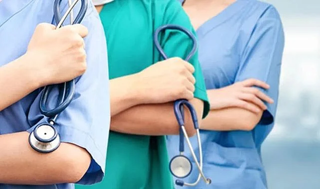 Sağlık Bakanlığı’ndan yeni kıyafet uygulaması belirlendi