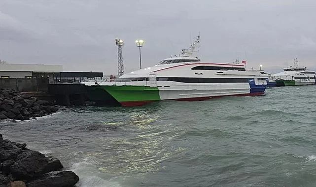Marmara’da fırtına etkili oldu: BUDO'dan 8 sefer iptali