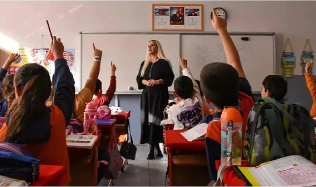 MEB’den sözleşmeli öğretmenler için ek atama