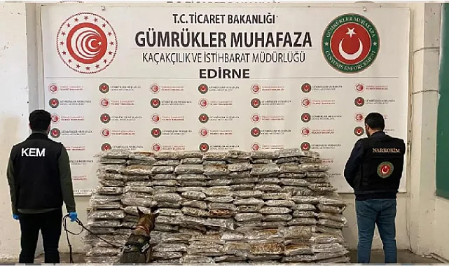 Üç sınır kapısında 484 kilo uyuşturucu yakalandı