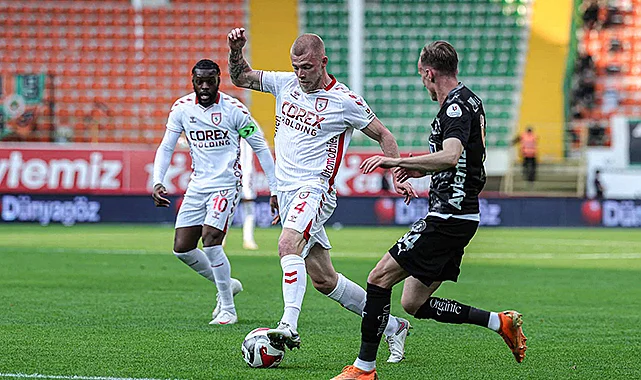 5 Gollü Maçta 3 Puan Samsunspor'un