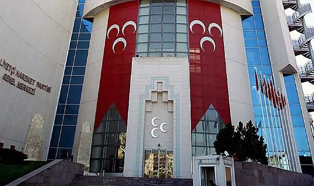 MHP İstanbul il ve 39 ilçe teşkilatını feshetti