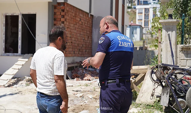 Atakum Zabıtası kurallara uymayan inşaat firmalarına göz açtırmıyor