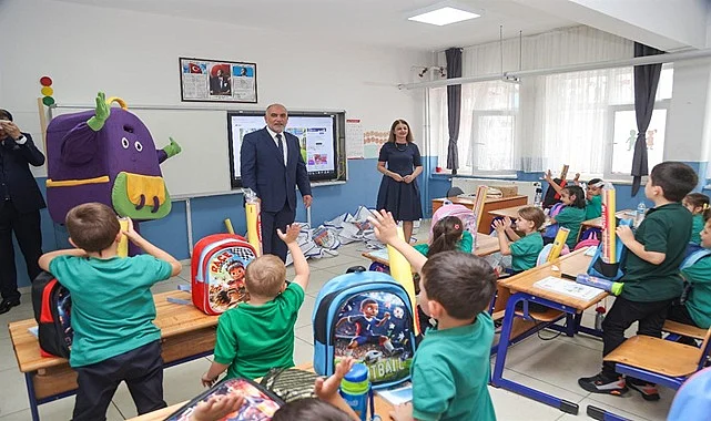 Canik'te Hem Öğrenciler Hem Aileler Sevinçli