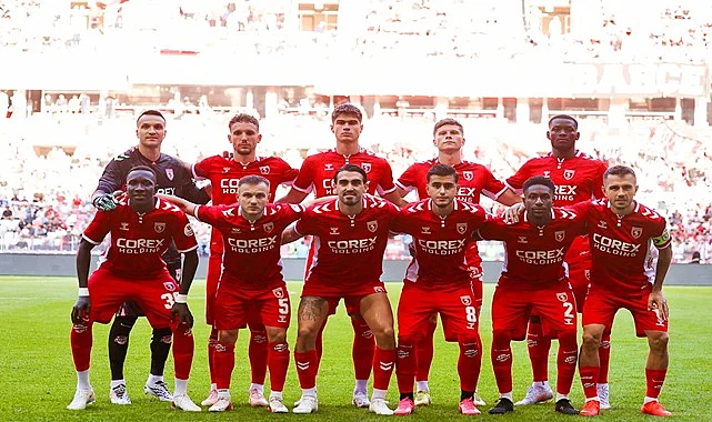 Samsunspor Evinde Ağır Yara Aldı: Çorum FK 5 Golle Kazandı